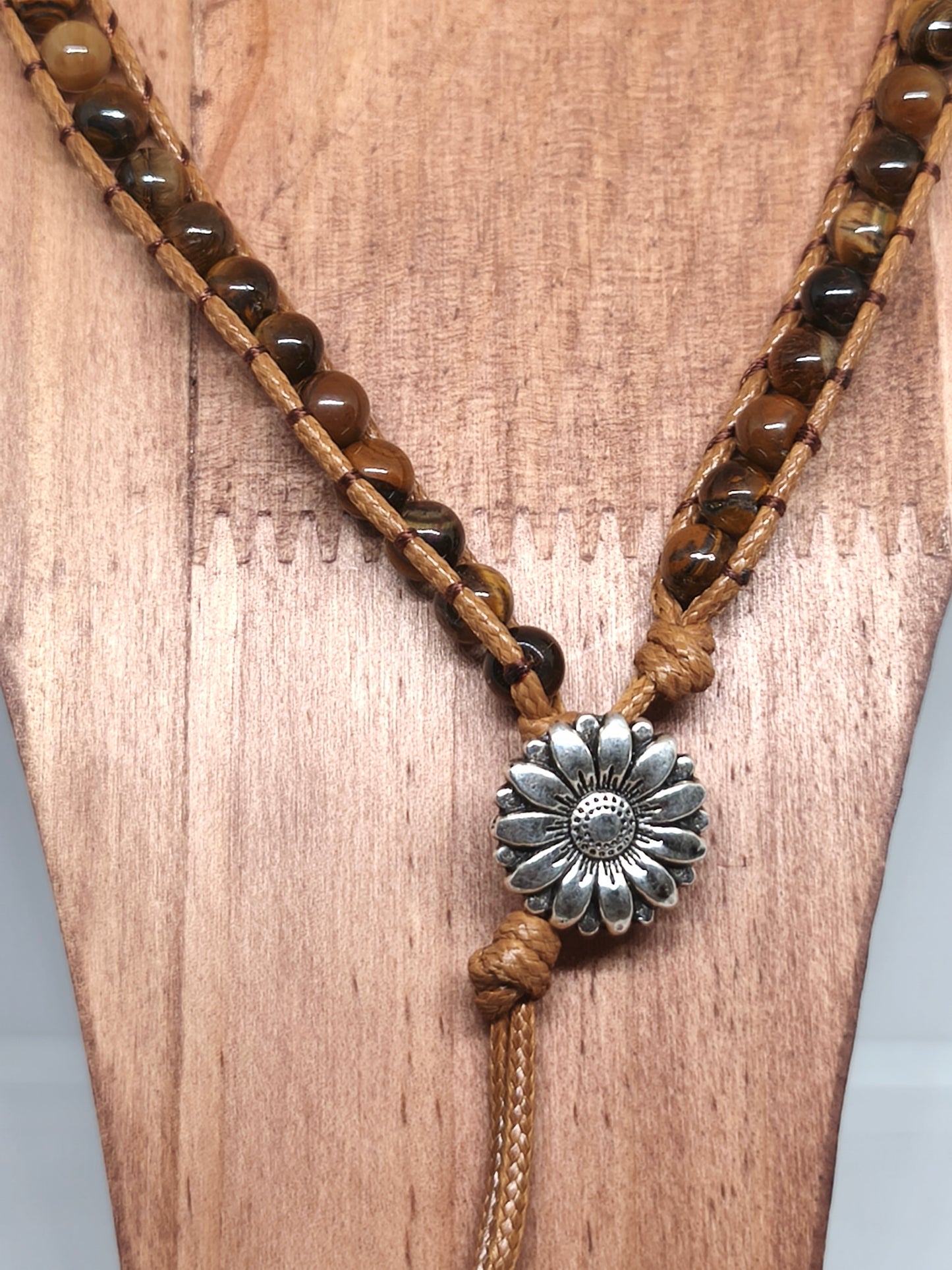 Bracelet enveloppant en oeil de tigre 6mm