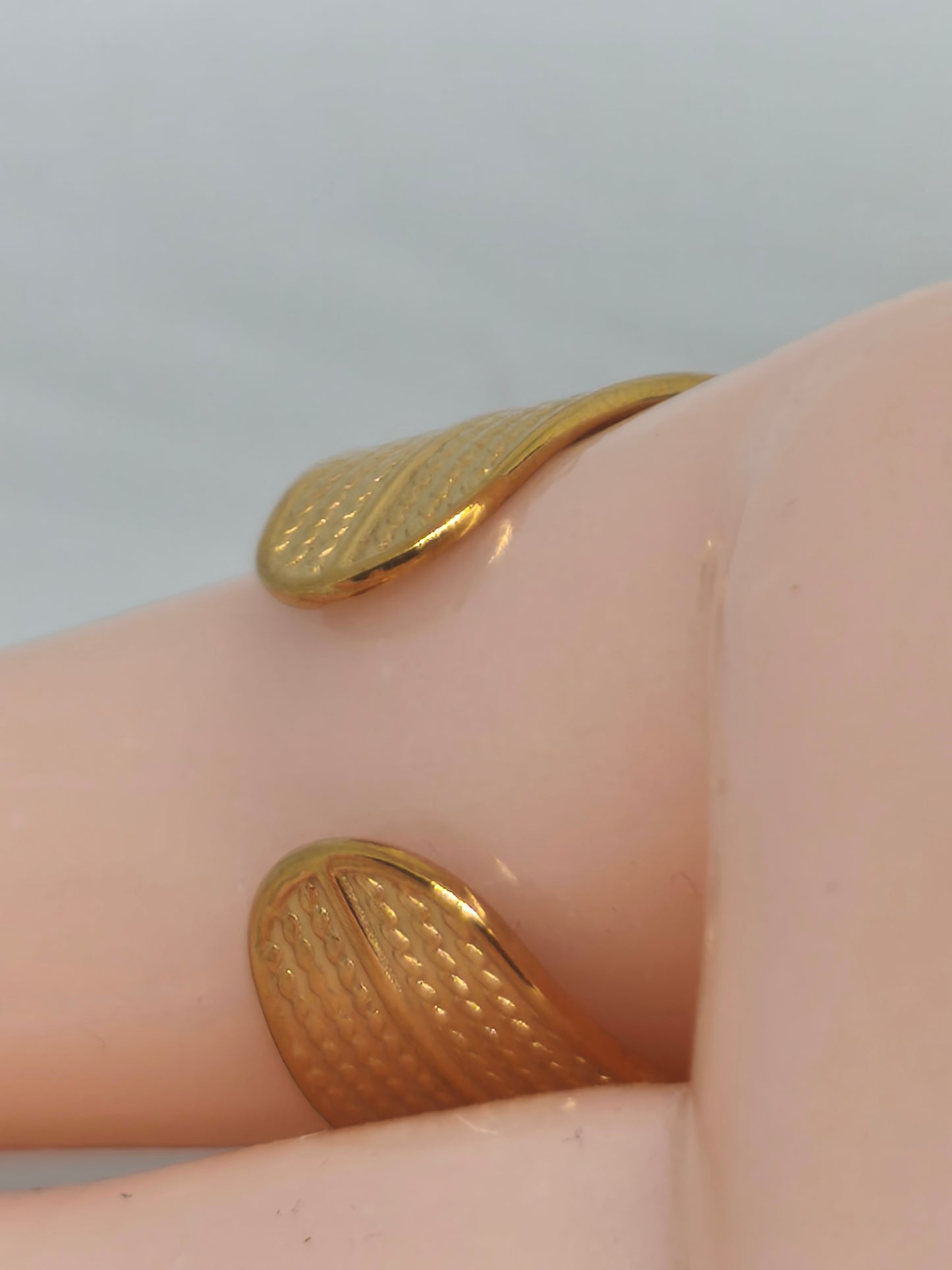 Bague neuve en acier inoxydable et oeil de tigre 18mm