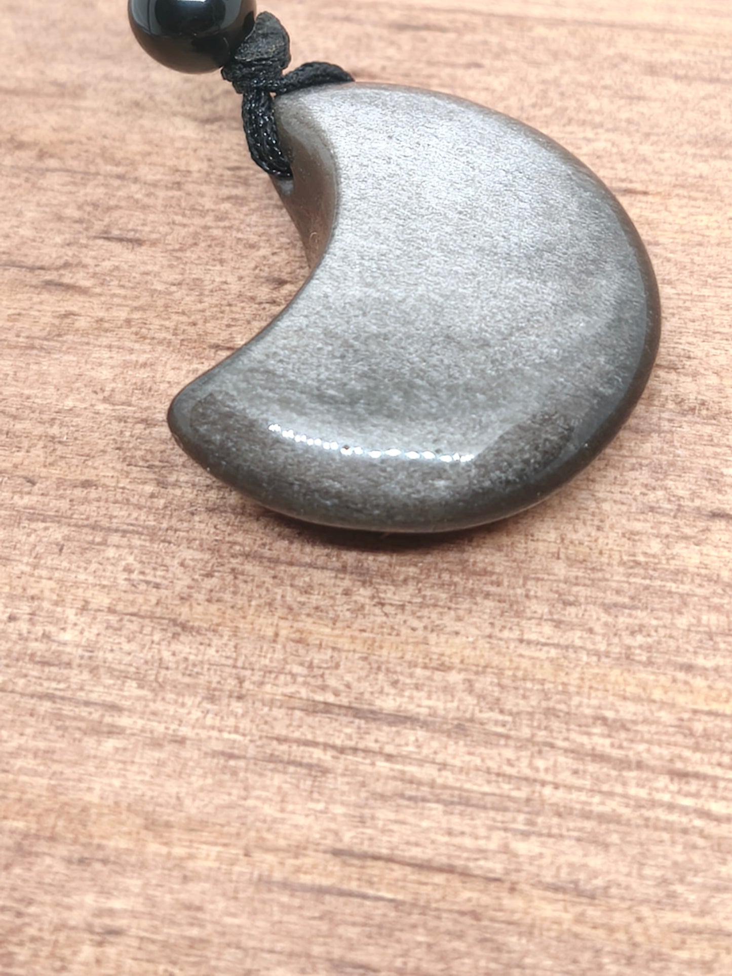 Collier lune en obsidienne argentée