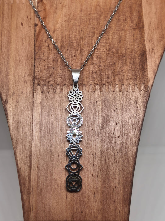 Collier en acier inoxydable motifs 7 chakras
