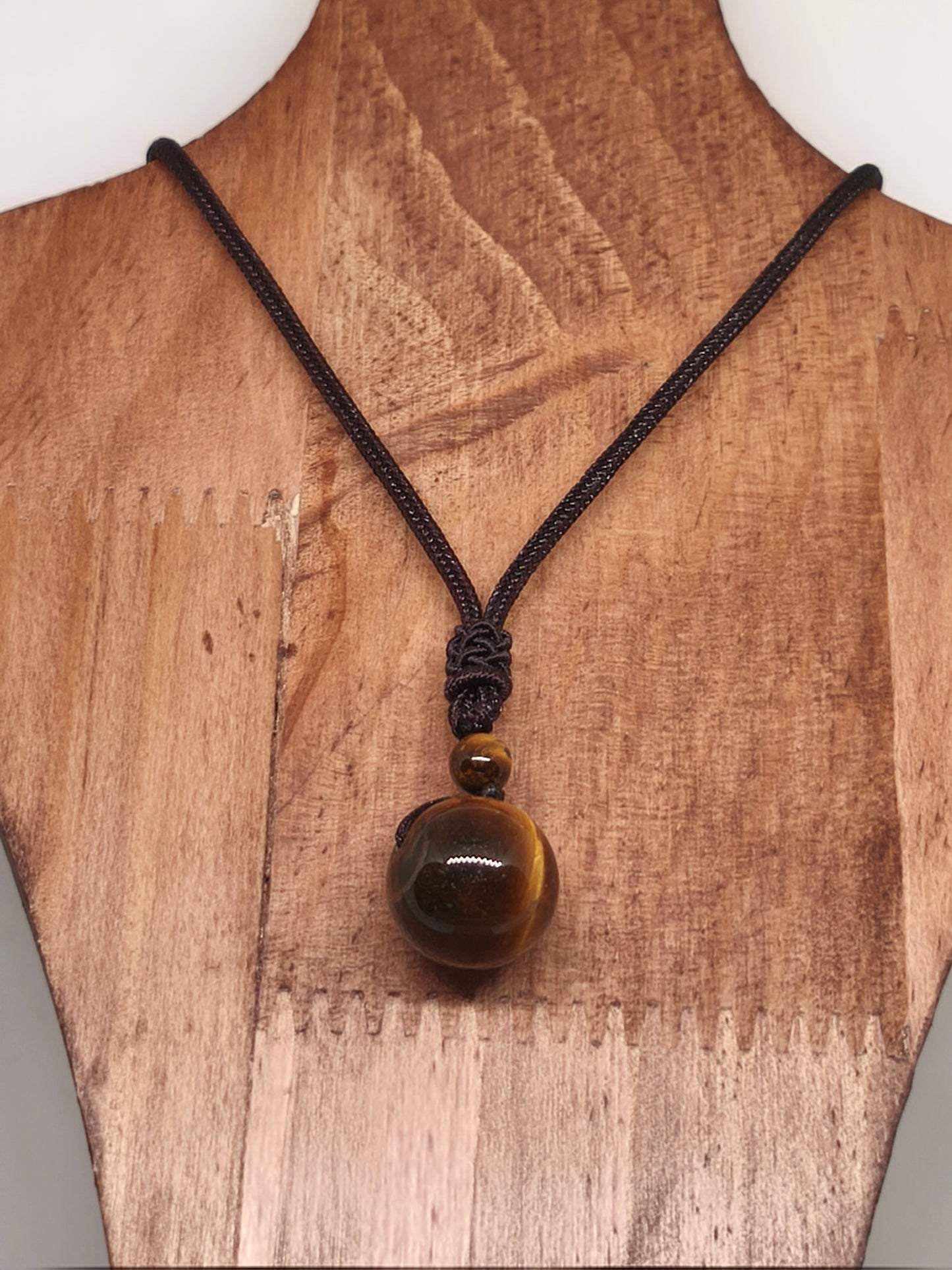 Collier en perles d'oeil de tigre