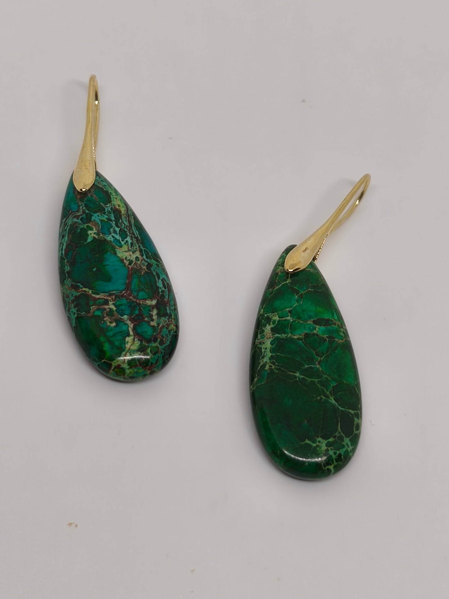 Boucles d'oreilles en jaspe impérial vert