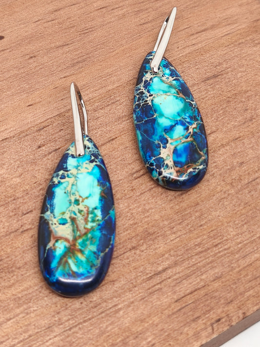 Boucles d'oreilles en jaspe impérial bleu